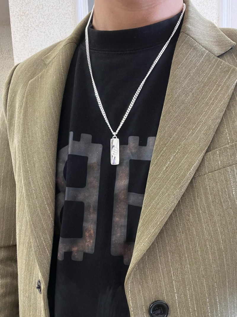 Gvc*1 necklaces